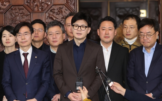 Ruling party chair urges President Yoon Suk Yeol to dismiss defense minister