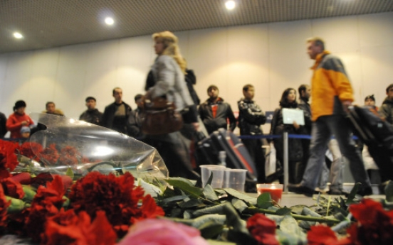 Putin vows revenge for airport bombing