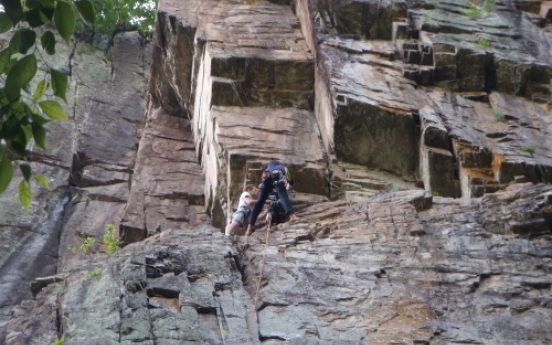 Expat climbers work to conserve routes