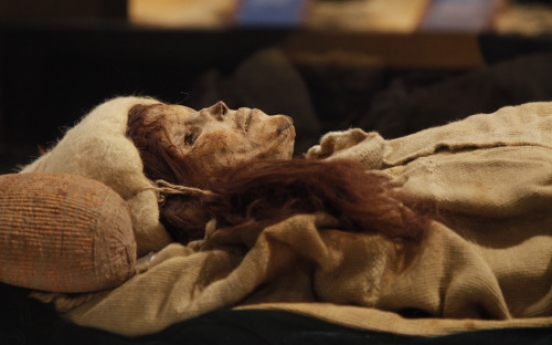 A 3,800-year-old Chinese mummy at an exhibition in U.S.