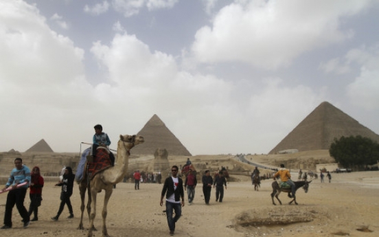 Egyptian tourism struggles to revive