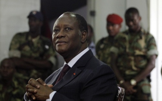 Ivory Coast generals pledge loyalty to Ouattara