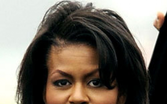 Michelle Obama’<b>s</b> plane was too close to cargo jet