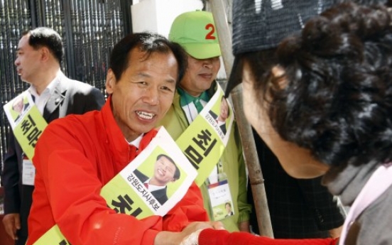 [April 27 by-elections] Ex-MBC chiefs clash in Gangwon race