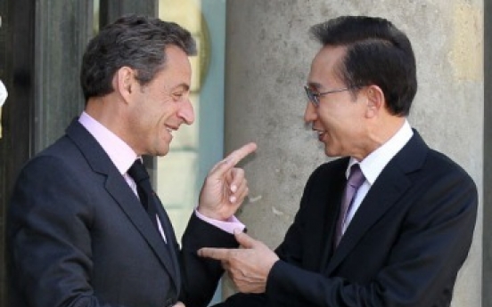 Lee, Sarkozy discuss G20, trade ties