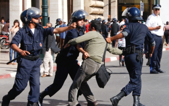 Police disperse demos in Morocco