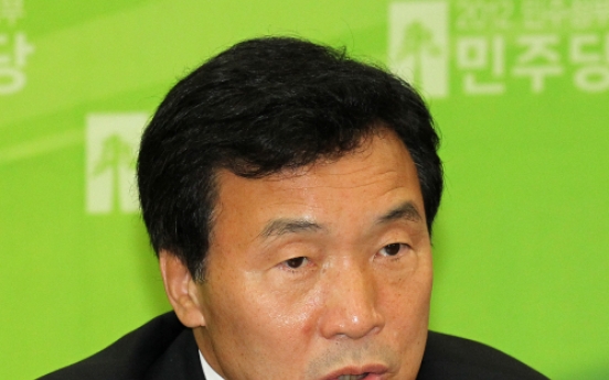 Opposition leader to make China visit