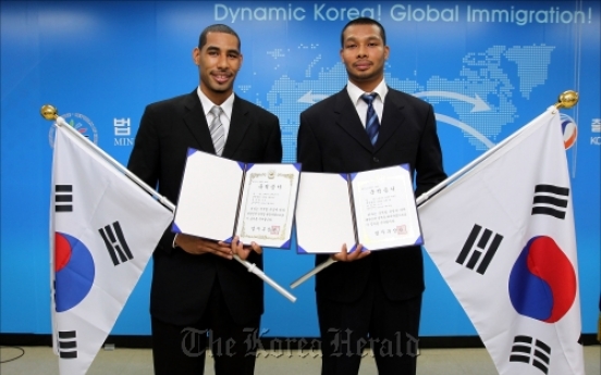 Half-Korean brothers get citizenship