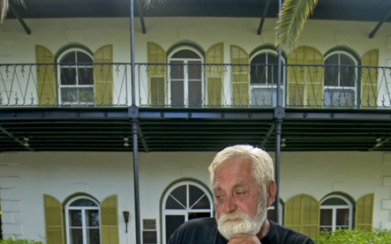 Florida man wins Hemingway look-alike contest