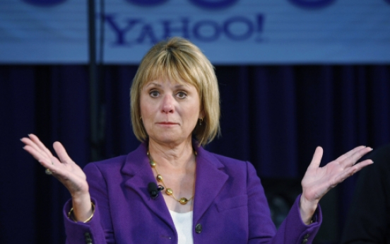 Yahoo fires Bartz as CEO, names CFO to fill void