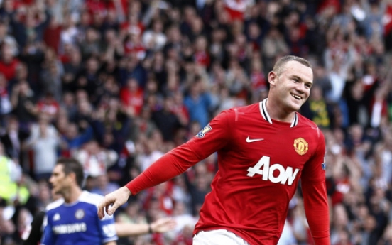 Wayne Rooney's father arrested in betting probe