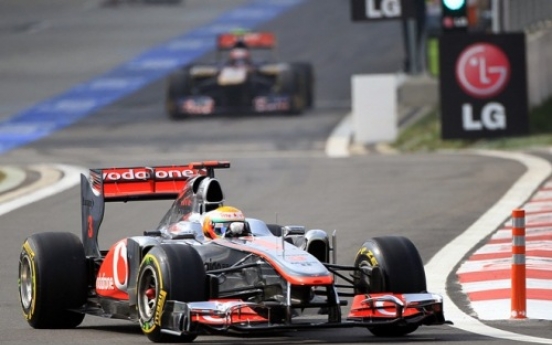 Hamilton takes pole at Korean Grand Prix