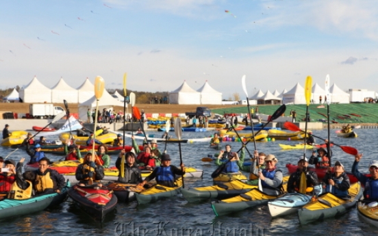 KTO holds kayaking event at newly restored four rivers