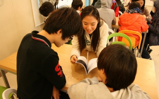 Stories create smiles for Korean orphans