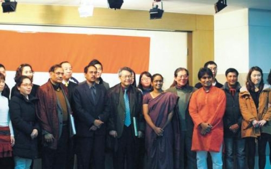 Hindi Day celebrated with poetry in Seoul