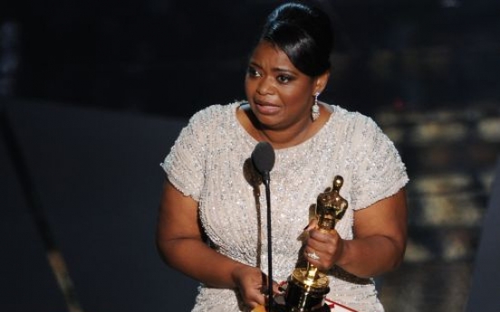 ‘The Artist’ wins best picture, director, actor Oscars