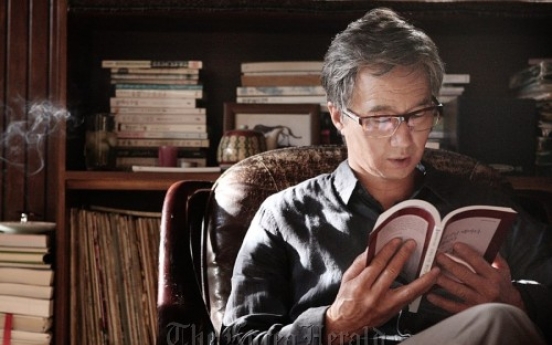 Park Hae-il back on the big screen as poet