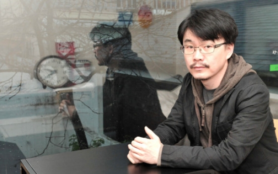 Jung Ji-woo talks on his new film, new muse