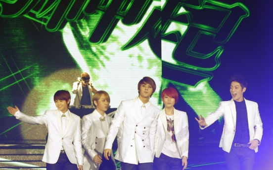 Star-studded K-pop concert in H.K.