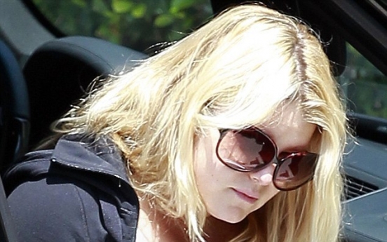 Jessica Simpson ‘stressed and overwhelmed’ about losing baby weight