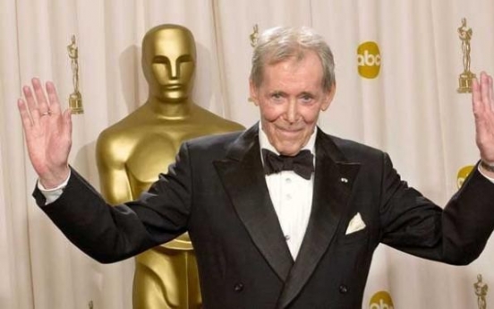Peter O’Toole retires with ‘dry-eyed farewell’