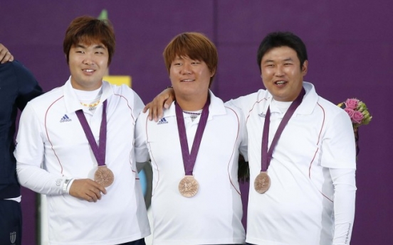 S. Korean men's archery team takes bronze day after setting world record