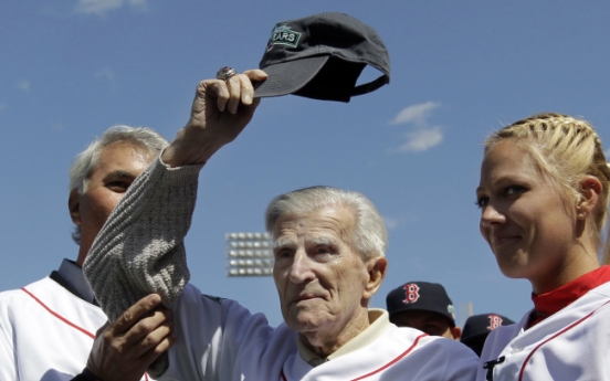 Legendary Red Sox shortstop Pesky dies