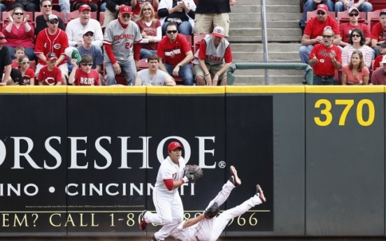 Reds earn 5th-straight win