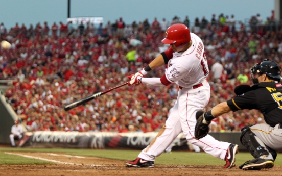 4 solo HRs lead Reds’ victory