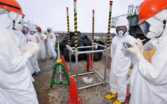 [Newsmaker] Abe struggles to get a grip on Fukushima