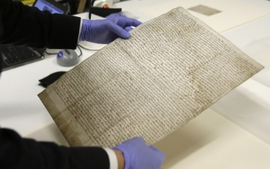 Magna Carta copy arrives in U.S. for exhibition