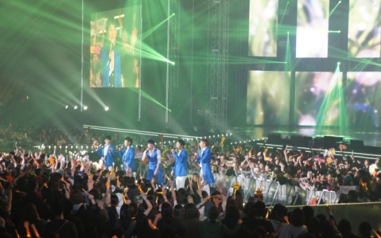 Shinhwa marks 16th anniversary