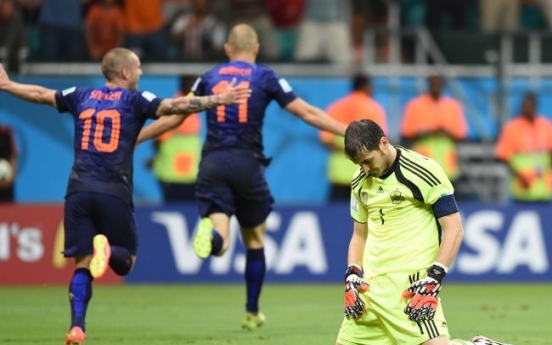 [World Cup] Netherlands thrashes Spain 5-1 in World Cup opener