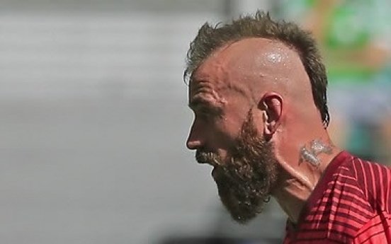 [World Cup] Portugal deny Meireles gave referee 'double finger'