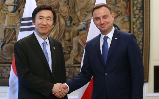 South Korea, Poland to work for peace on Korean Peninsula