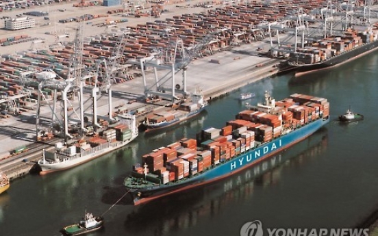 Korea's seaport cargo edges up in Q1