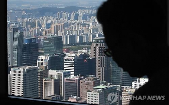 Korea Exchange asks 175 firms to disclose information in English