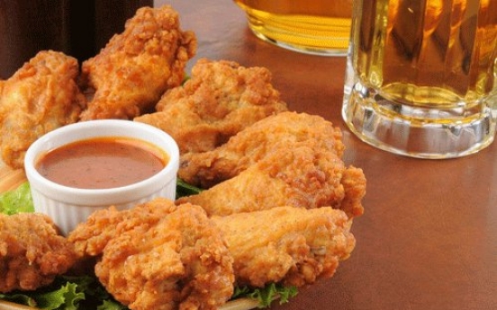 [Weekender] Fried chicken lovers, get your hands busy