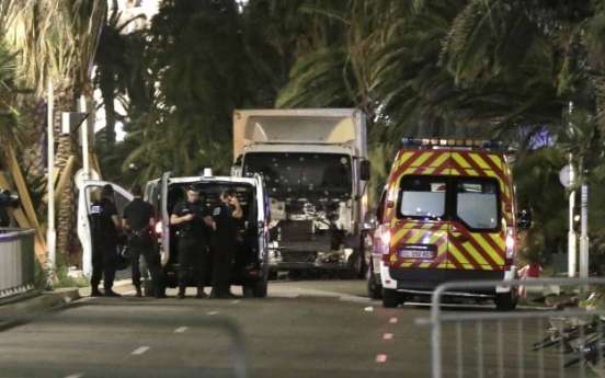 At least 70 dead in Nice truck attack