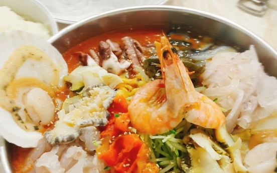[The Palate] Raw seafood soup, mulhoe