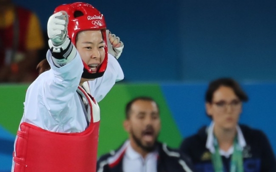 South Korean Oh Hye-ri wins taekwondo gold
