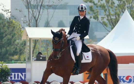 Chung received illegal favors from dressage body, audit finds