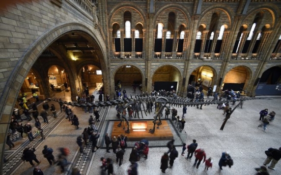 London museum says goodbye to ‘Dippy’ the dinosaur