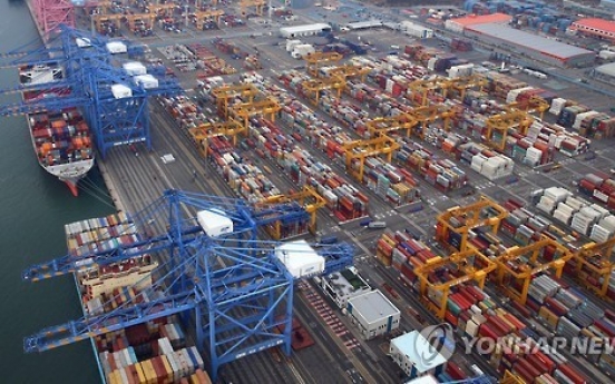 Korea's exports continue expanding in Feb.