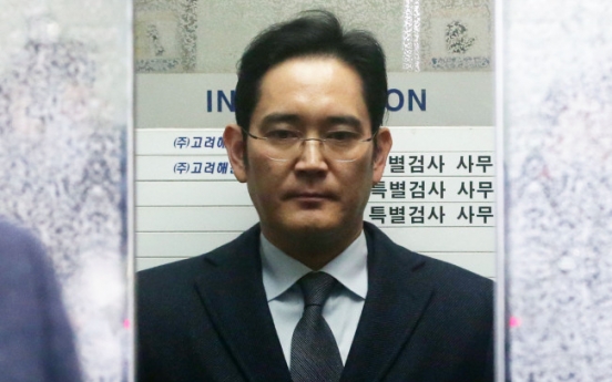 Lee Jae-yong grilled again over bribery