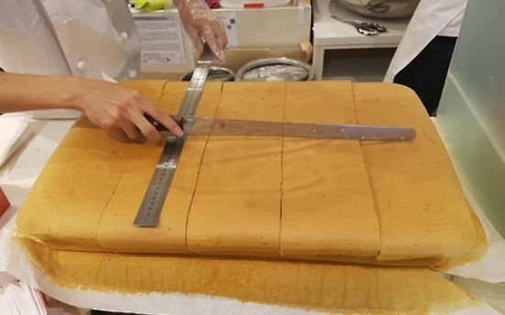 Big sponge cakes in dispute over ingredients