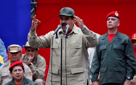 Army declares loyalty to Maduro as Venezuela braces for giant protest