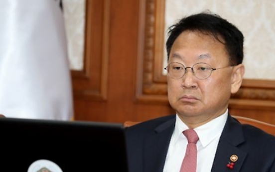 Korea, China, Japan finance ministers to hold talks in Yokohama