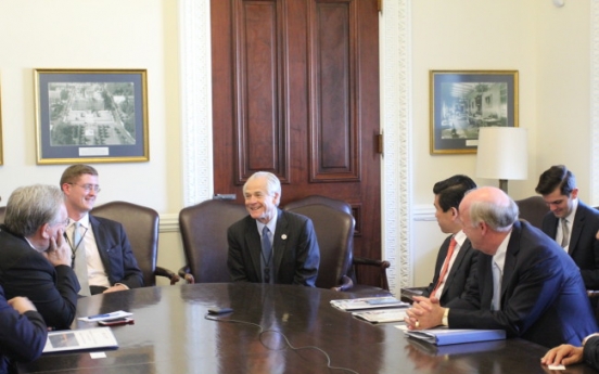 AmCham meets White House officials