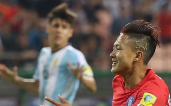 Barca prospect lifts Korea once again